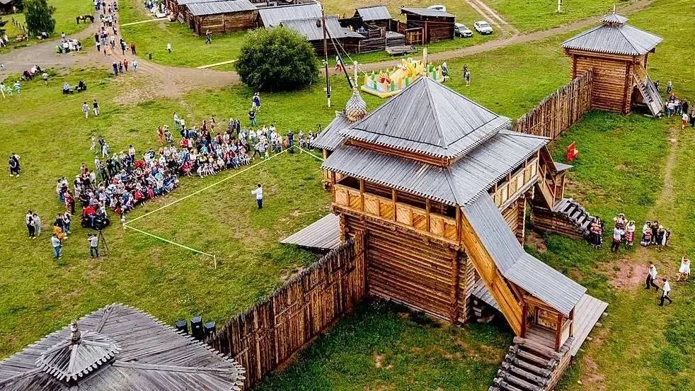 «Парад 5 эпох» стал главным событием празднования 395-летия Братска Острожного - Байкал24
